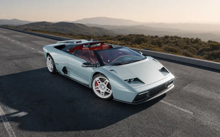 Eccentrica V12 Roadster: karboni dhe kambio manuale te Diablo Eccentrica V12 Roadster: karboni dhe kambio manuale te Diablo