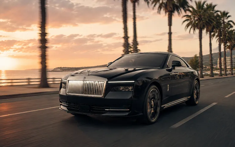 Rolls-Royce Spectre Series II: kupé elektrike me rreze më të gjatë Rolls-Royce Spectre Series II: kupé elektrike me rreze më të gjatë