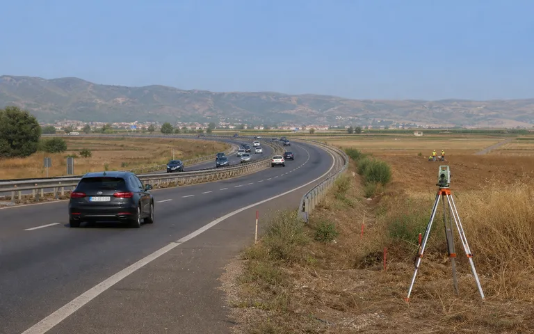 Projekti Kashar–Rrogozhinë kalon në fazën e përgatitjes së ndërtimit Projekti Kashar–Rrogozhinë kalon në fazën e përgatitjes së ndërtimit