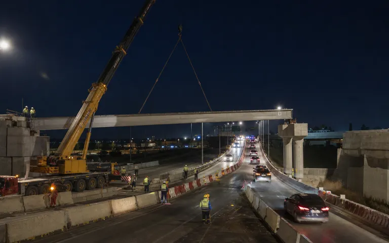 Autostrada Tiranë–Durrës mbyllet në të dy drejtimet gjatë netëve 1–3 shtator Autostrada Tiranë–Durrës mbyllet në të dy drejtimet gjatë netëve 1–3 shtator