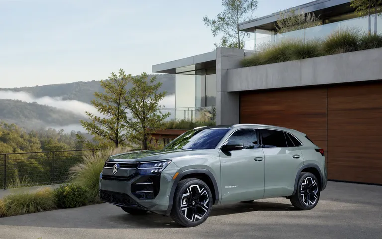 Volkswagen Atlas Cross Sport i ri: ndryshimet e gjeneratës së dytë Volkswagen Atlas Cross Sport i ri: ndryshimet e gjeneratës së dytë