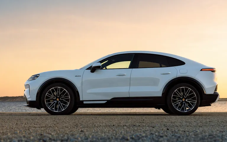Porsche me dyer automatike — premierë në Auto China 2026 Porsche me dyer automatike — premierë në Auto China 2026
