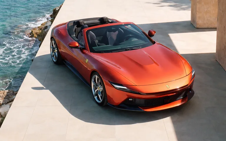Ferrari Amalfi Spider: kabrioleti i ri V8 me 640 kf Ferrari Amalfi Spider: kabrioleti i ri V8 me 640 kf